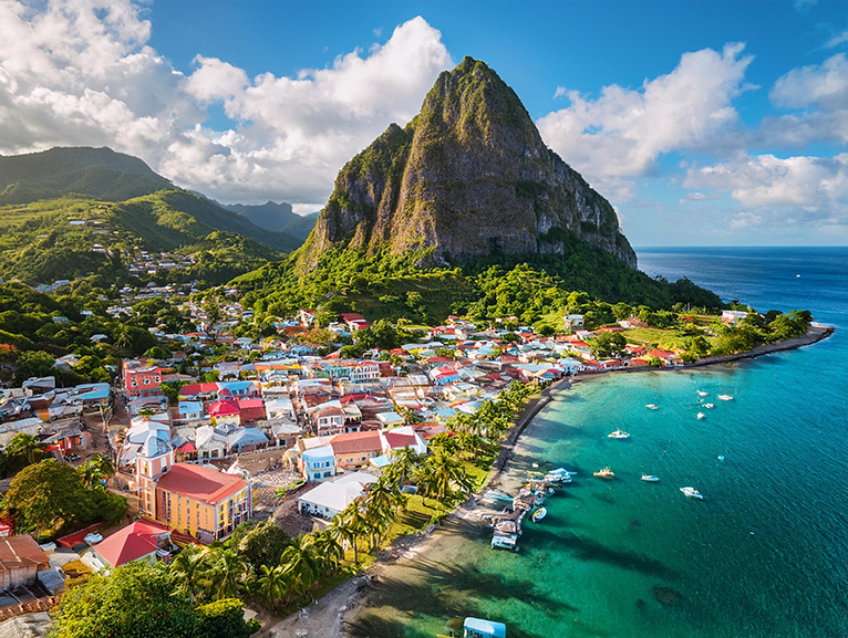 AVRUPA'DA OTURUM �ZN�NDE  T�RKLER �K�NC� SIRADA